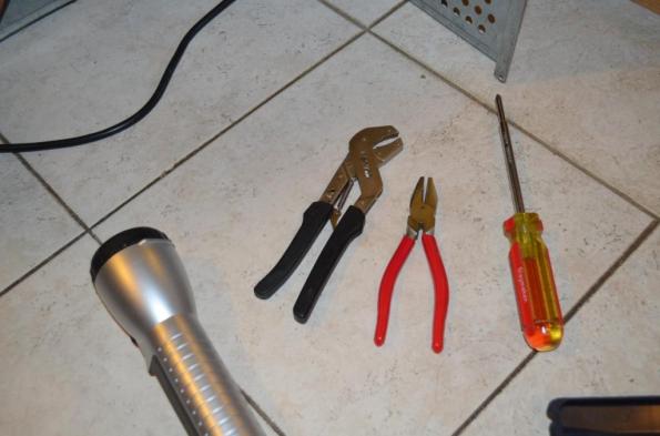 DSC_0480 repair - tools