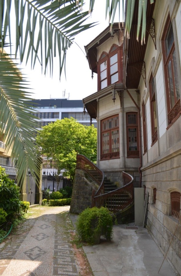 I have no idea what house is this, but I like it