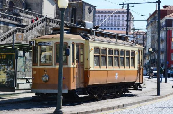 DSC_0769 one of the transport types in Porto