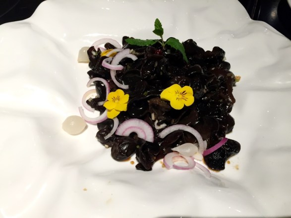 something like mushrooms at dadong restaurant