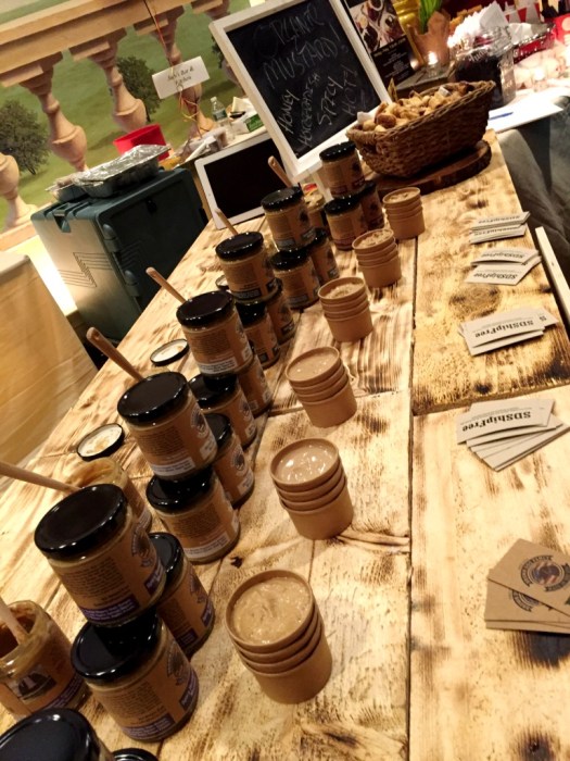 Brown Dog Fancy Mustars Display