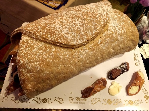 Di Mare Super Cannoli