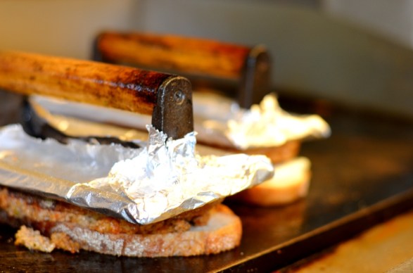 Melt Mobile Under the weight