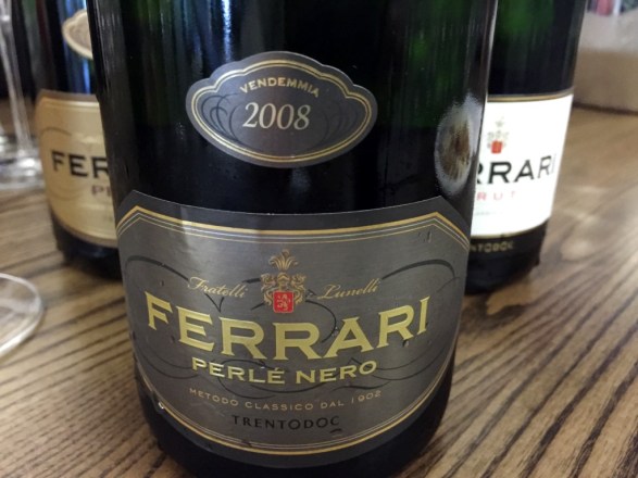 Ferrari Perlé Nero Metodo Classico