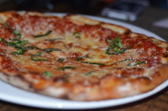 Bar Zepoli Margherita Pizza