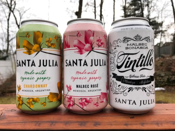 Santa Julia wine cans