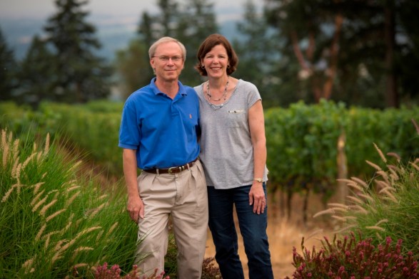 Tom and Deb Mortimer. Source: Le Cadeau Vineyard